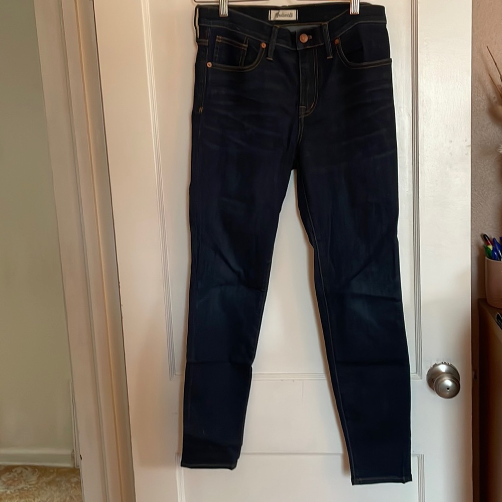 Brand new never worn Madewell dark wash denim